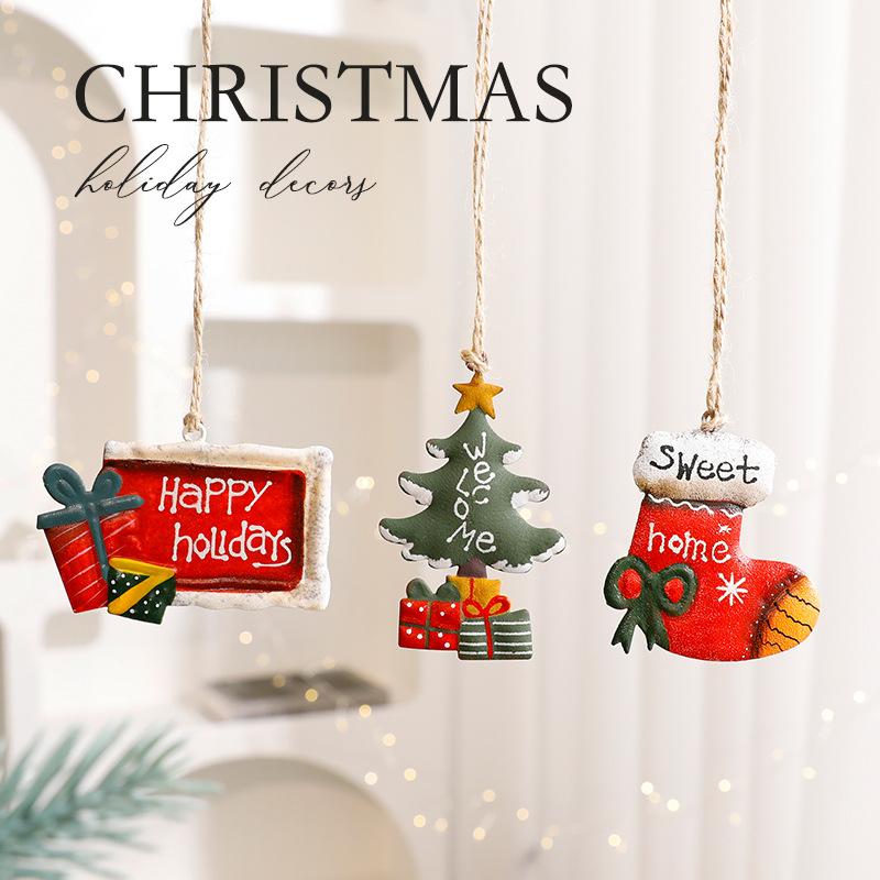 Trang Trí Noel Trang trí Noel: Treo cây Noel ông già, người tuyết và tất