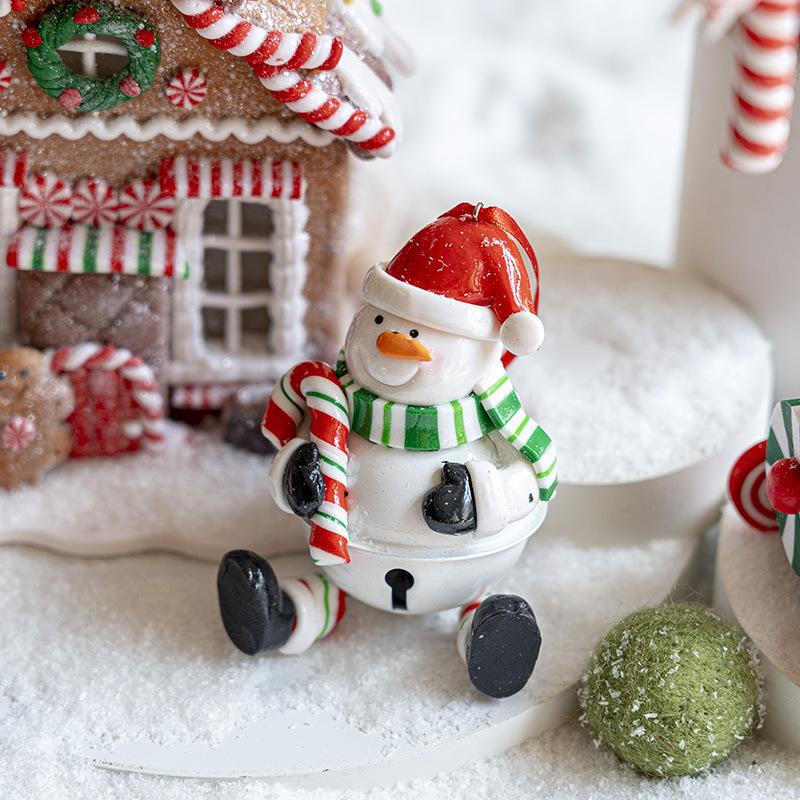 Trang Trí Noel Trang trí Noel: Cây thông, chuông sáng tạo cho không gian ấm