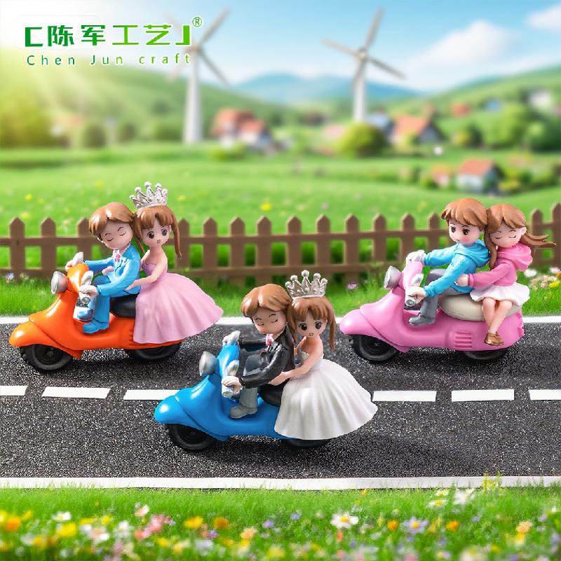 Phụ Kiện Tiểu Cảnh 微景观创意卡通摩托车情侣公仔 DIY装饰品配件迷你车载桌面小摆件