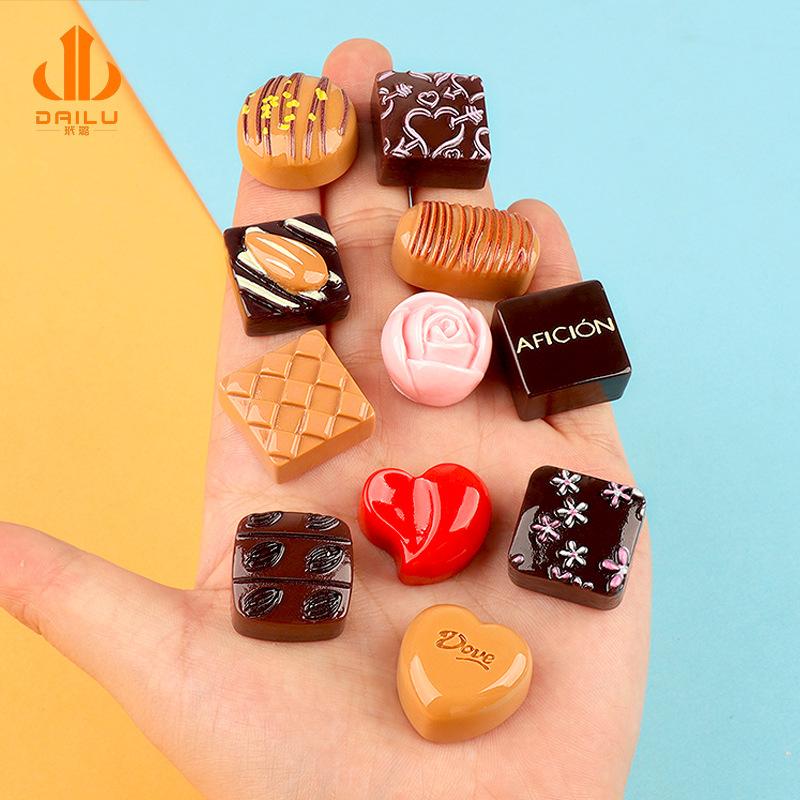 Charm bánh socola DIY trang trí vỏ điện thoại (FF-474)