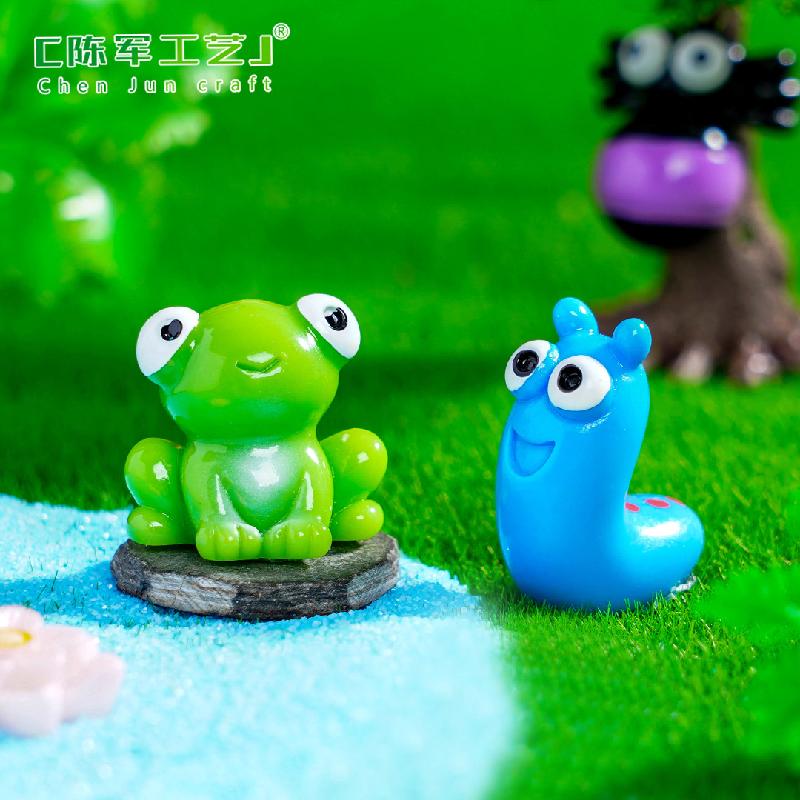 Phụ Kiện Tiểu Cảnh 微景观创意大眼昆虫青蛙蜜蜂园艺造景 DIY装饰配件迷你桌面小摆件