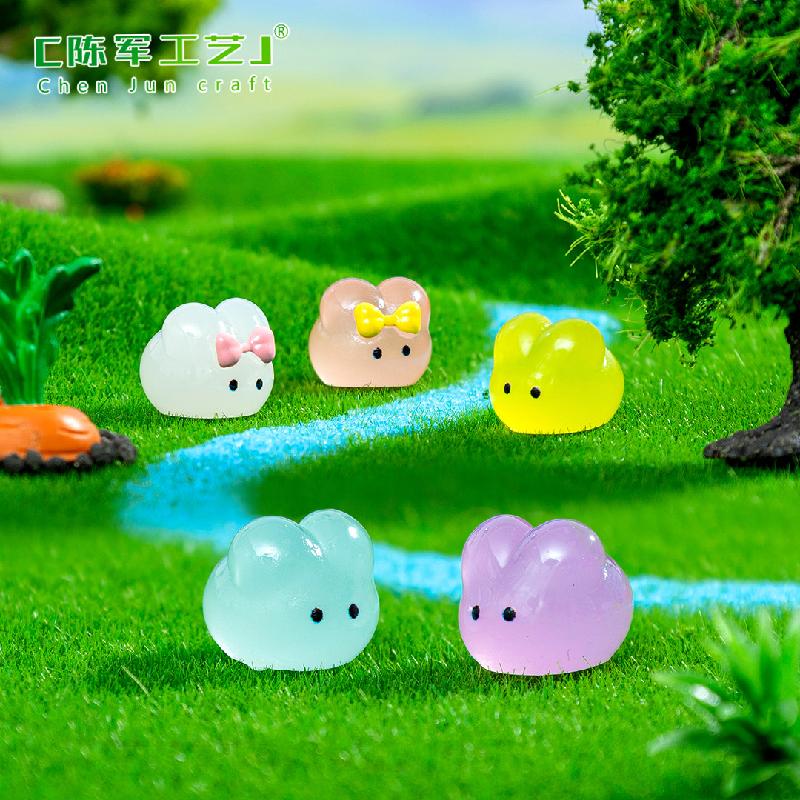 Phụ Kiện Tiểu Cảnh 微景观创意可爱夜光小兔子萌粒公仔 DIY装饰品配件迷你桌面小摆件