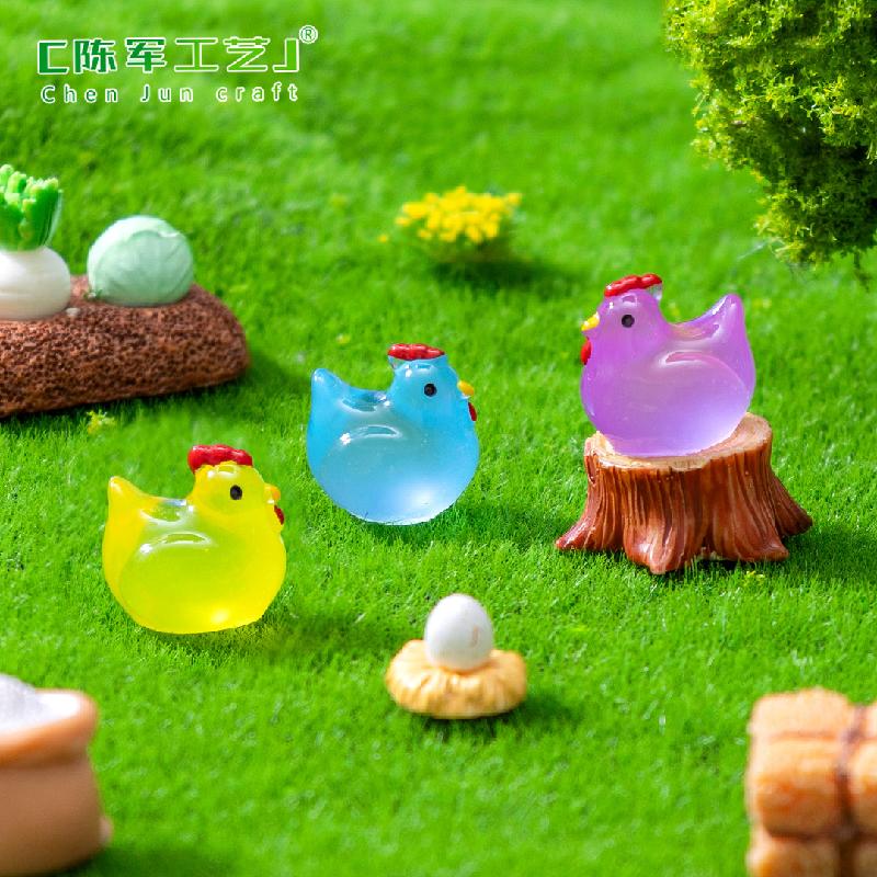 Phụ Kiện Tiểu Cảnh 微景观创意夜光小公鸡萌粒公仔园艺造景 DIY装饰品配件迷你小摆件