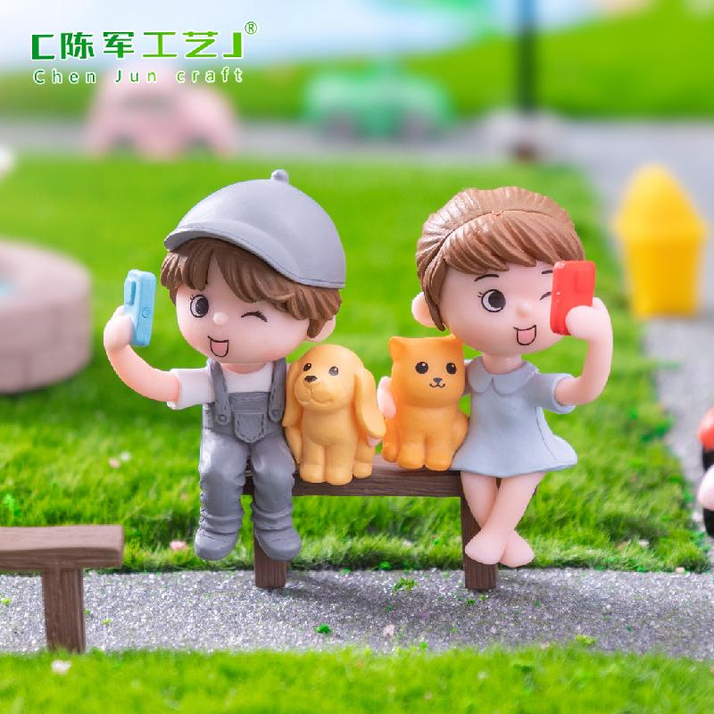 Phụ Kiện Tiểu Cảnh 微景观创意自拍情侣男孩女孩公仔 DIY装饰品挂配件迷你桌面小摆件