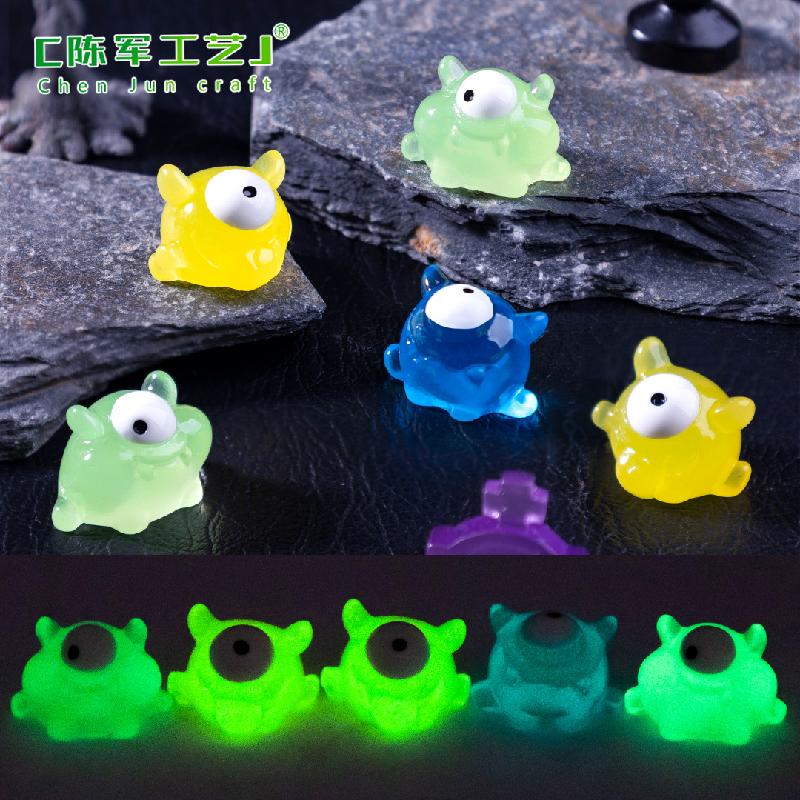 Phụ Kiện Tiểu Cảnh 跨境外贸微景观创意荧夜光独眼小怪兽 DIY装饰品挂配件迷你小摆件