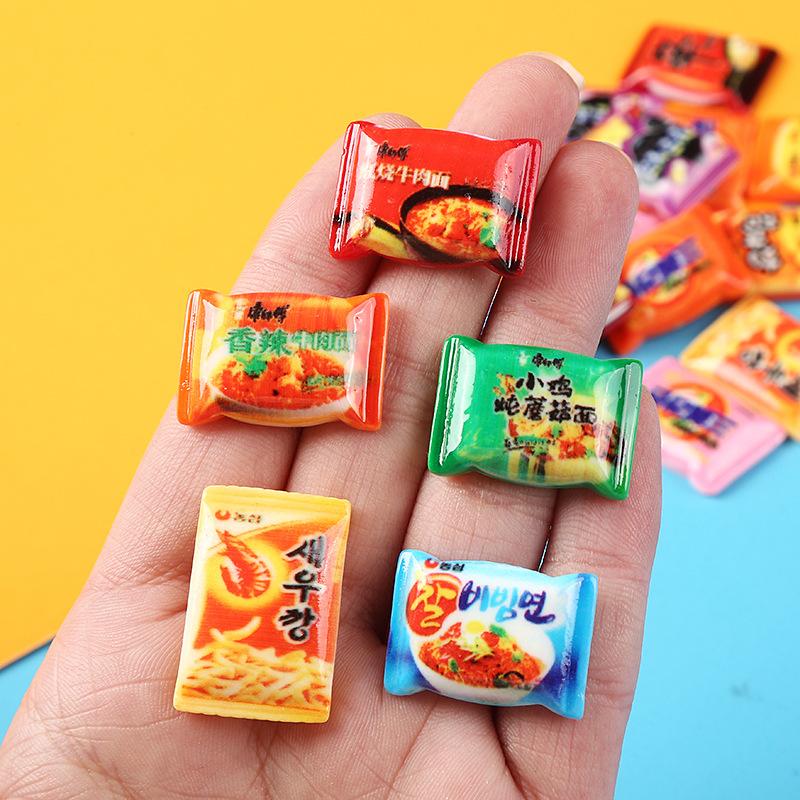 Charm mì gói DIY trang trí vỏ điện thoại (FF-463)