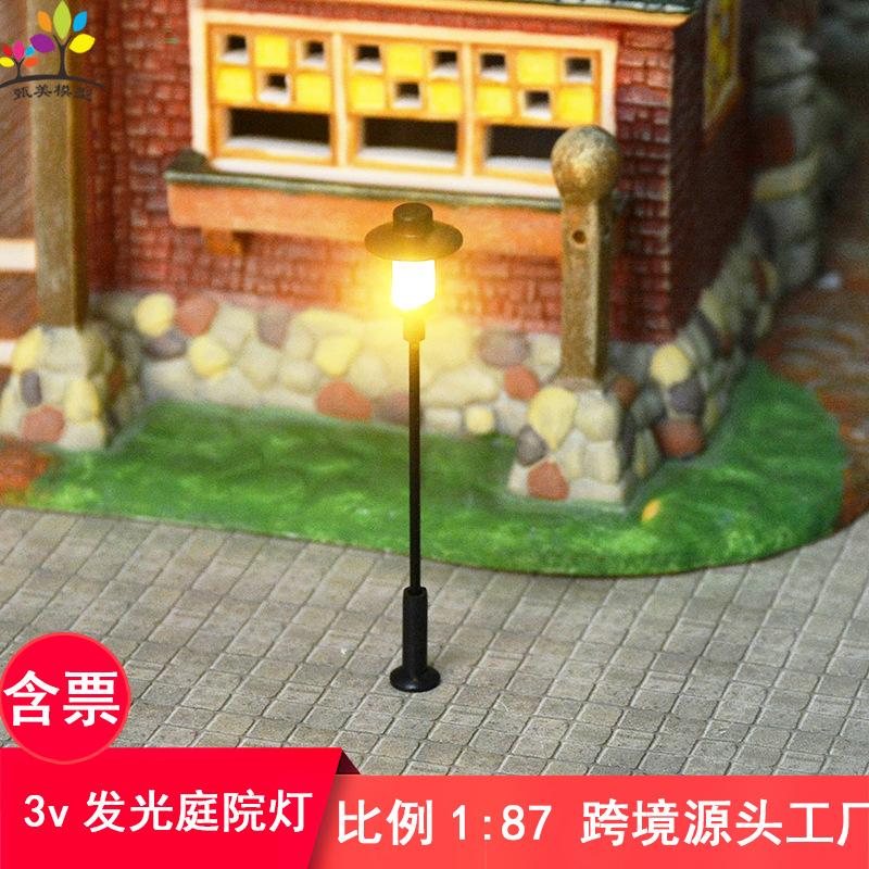 Phụ Kiện Mô Hình Đèn Sân Vườn Mini Có Đèn LED 3V (MH-144)