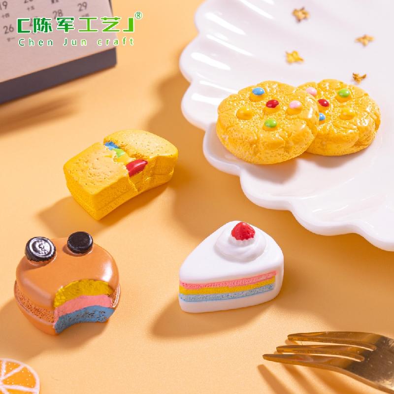 Phụ Kiện Tiểu Cảnh Bánh kem dâu tây mini mô phỏng (PK-726)