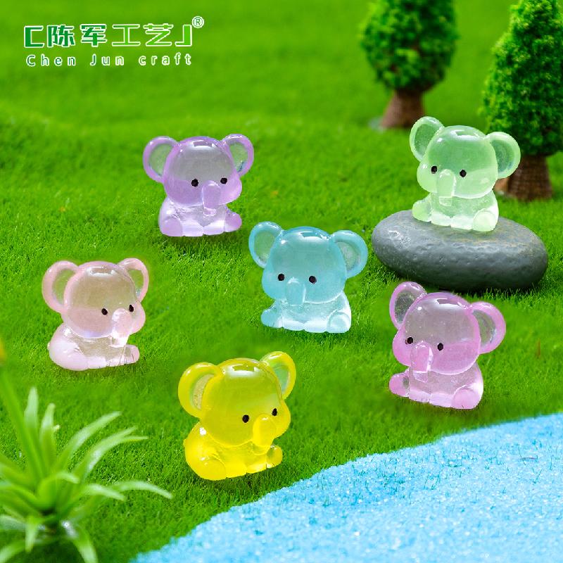 Phụ Kiện Tiểu Cảnh 微景观创意夜光小象萌粒园艺造景 DIY装饰品挂配件迷你树脂小摆件