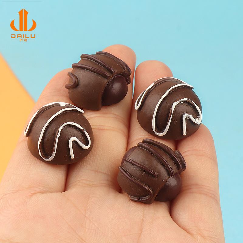 Charm LaBuBu Charm socola DIY trang trí vỏ điện thoại (FF-408)