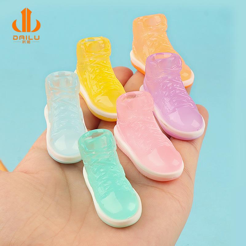 Charm LaBuBu 夜光立体鞋子 靴子diy奶油胶洞洞鞋钥匙扣挂件摆件小玩具树脂配件